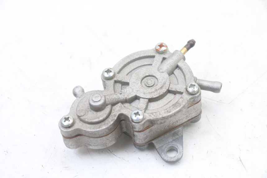 photo de RUBINETTO SERBATOIO PEUGEOT SPEEDFIGHT 3 LC 2T 50 (2009 - 2015)