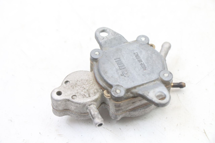 photo de RUBINETTO SERBATOIO PEUGEOT SPEEDFIGHT 3 LC 2T 50 (2009 - 2015)