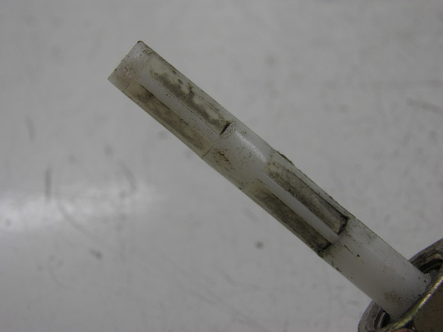 photo de DEPRESSIONE SERBATOIO PEUGEOT TWEET 4T 50 (2010 - 2014)