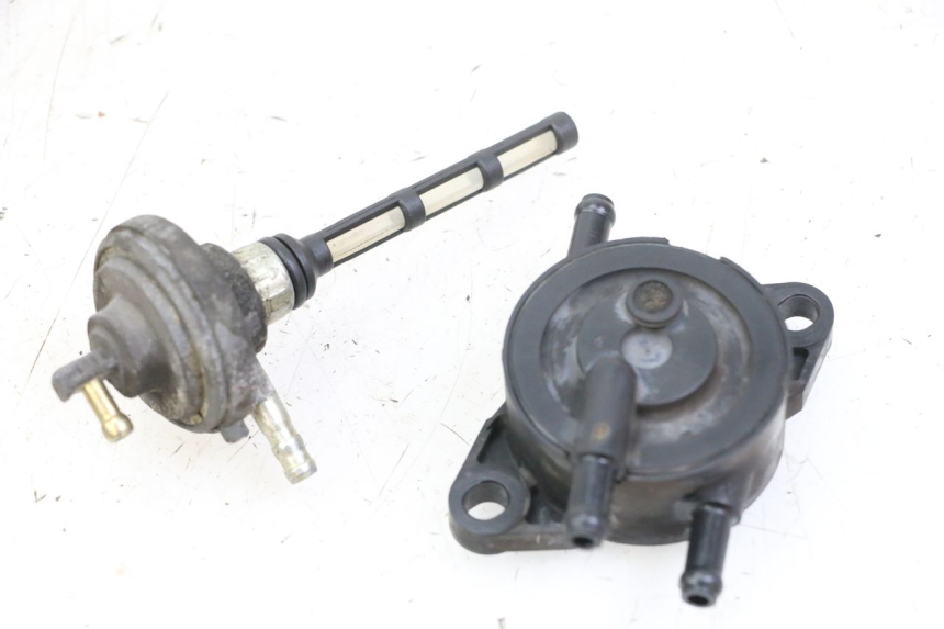 photo de RUBINETTO SERBATOIO PIAGGIO VESPA GRANTURISMO 200 (2004 - 2005)