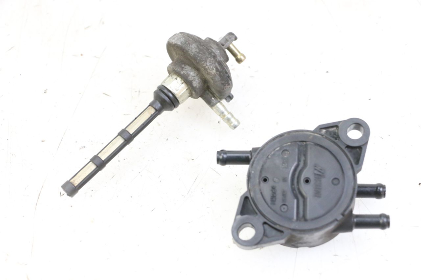 photo de RUBINETTO SERBATOIO PIAGGIO VESPA GRANTURISMO 200 (2004 - 2005)