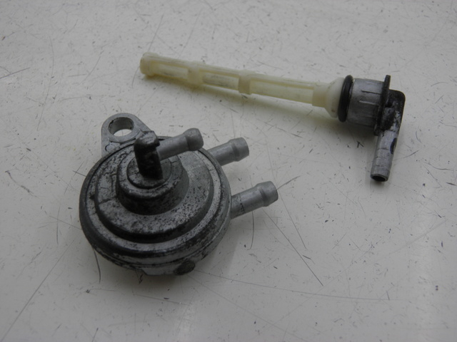 photo de DEPRESSIONE SERBATOIO PIAGGIO ZIP 2T 50 (2009 - 2019)