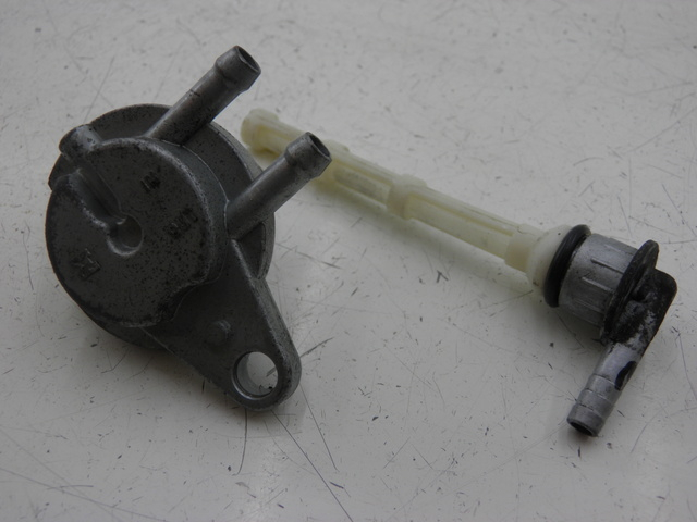 photo de DEPRESSIONE SERBATOIO PIAGGIO ZIP 2T 50 (2009 - 2019)