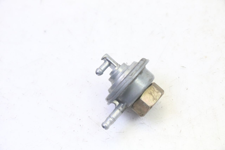 photo de DEPRESSIONE SERBATOIO HONDA SCV LEAD 100 (2003 - 2007)