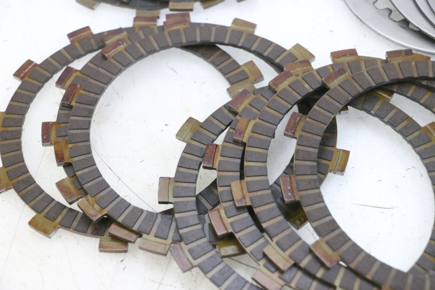 photo de DISCO FRIZIONE YAMAHA TDM ABS 900 (2002 - 2014) - Zoom sullo stato d'uso