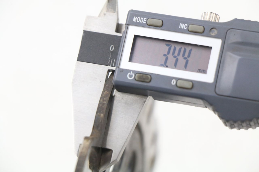 photo de DISCO FRENO POSTERIORE LONCIN DIRT BIKE 125