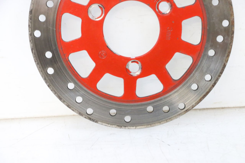 photo de DISCO FRENO POSTERIORE JM MOTORS GTS 125 (2015 - 2019) - Dettagli dei punti di fissaggio