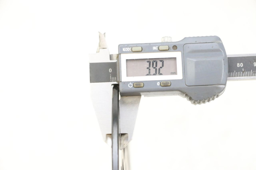 photo de DISCO FRENO POSTERIORE EFUN PUSA 1 - Altra angolazione