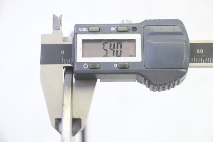 photo de DISCO FRENO POSTERIORE KAWASAKI ZR 7 750 (1999 - 2001) - Stato della superficie e materiale