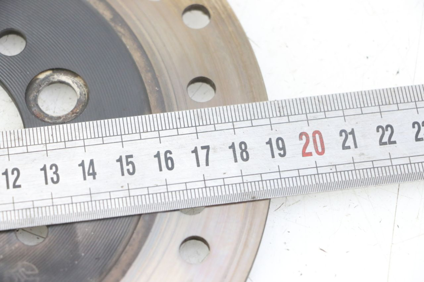 photo de DISCO FRENO ANTERIORE GOES WIKI 125 (2010 - 2015) - Zoom sullo stato d'uso