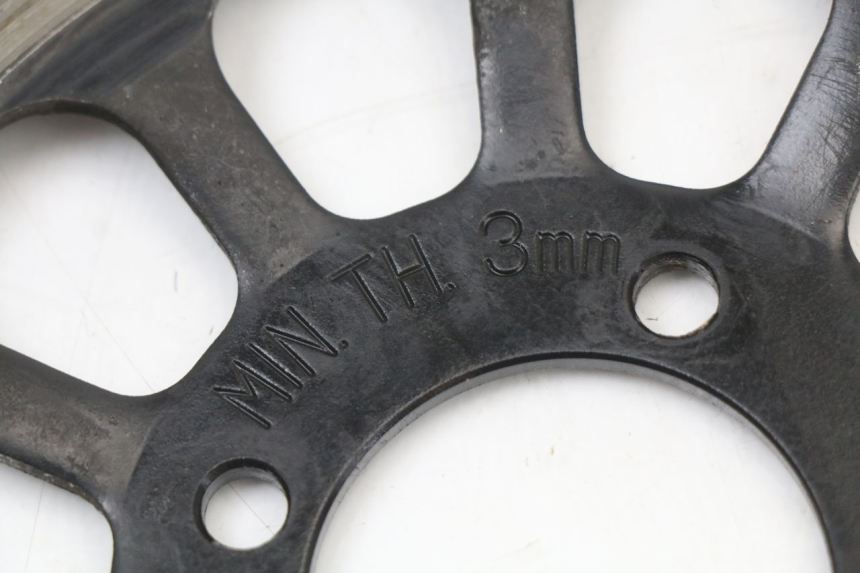 photo de DISCO FRENO ANTERIORE SUZUKI GN 125 (1997 - 2000)