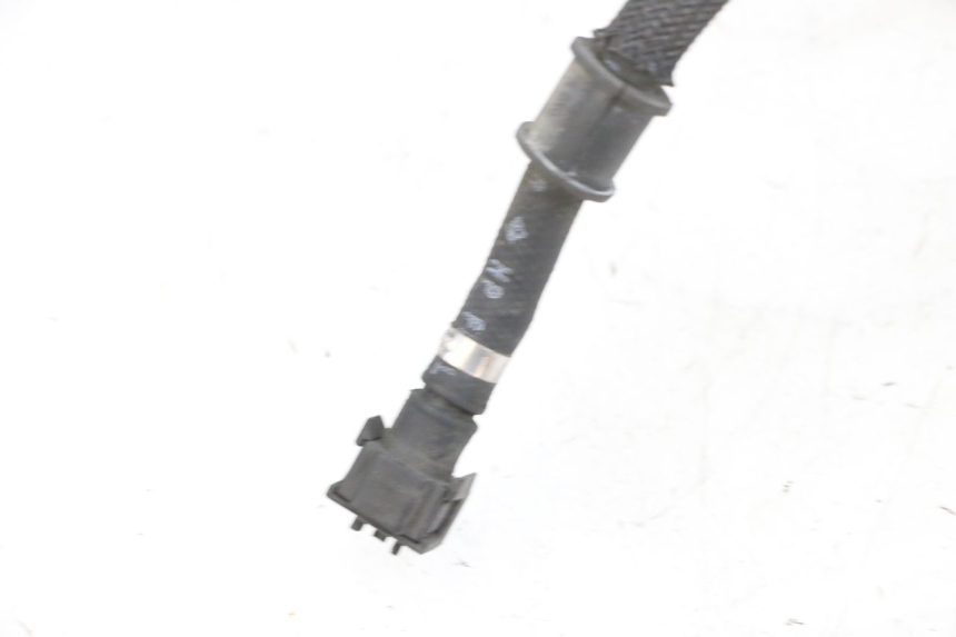 photo de TUBO INIETTORE SUZUKI BURGMAN 125 (2007 - 2014) - Primo piano tecnico