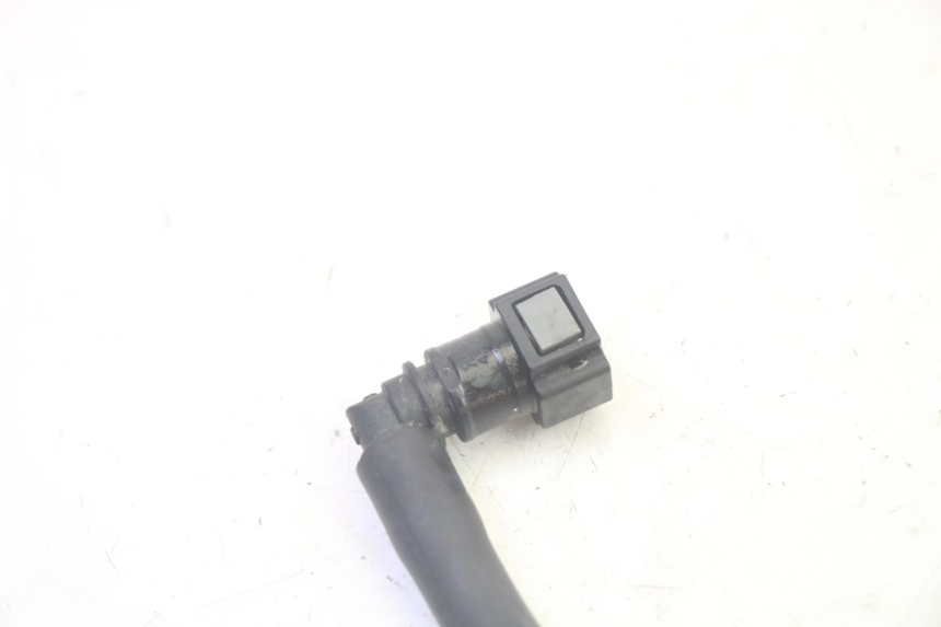 photo de TUBO INIETTORE YAMAHA FJR ABS 1300 (2006 - 2012) - Zoom sullo stato d'uso