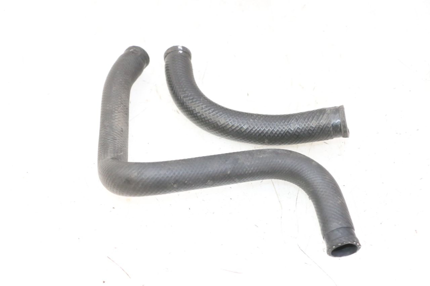 photo de Tubo del radiatore KAWASAKI ER5 ER-5 500 (2001 - 2004) - Dettagli dei punti di fissaggio