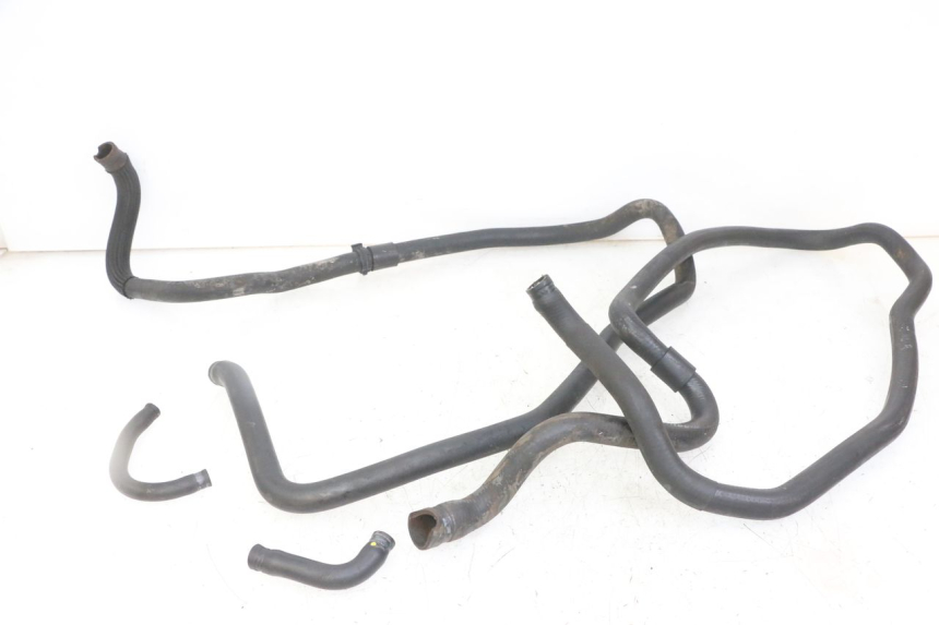 photo de TUBO PIAGGIO IE MP3 YOURBAN 300 (2011 - 2016)