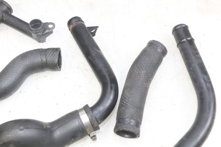 photo de TUBO RADIATORE KAWASAKI Z 750 (2007 - 2013)