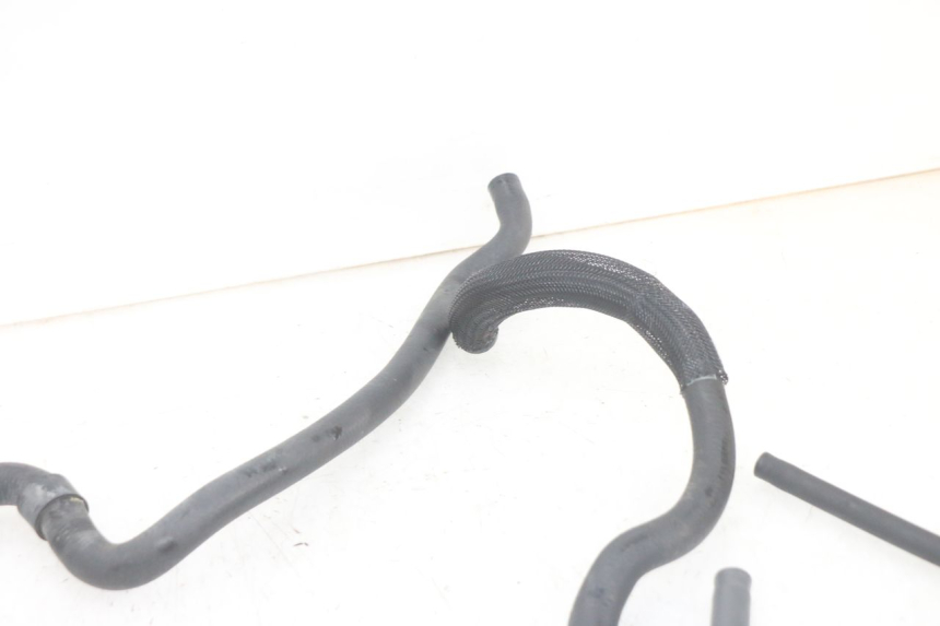 photo de TUBO PIAGGIO MP3 HPE 300 (2019 - 2026) - Zoom sullo stato d'uso