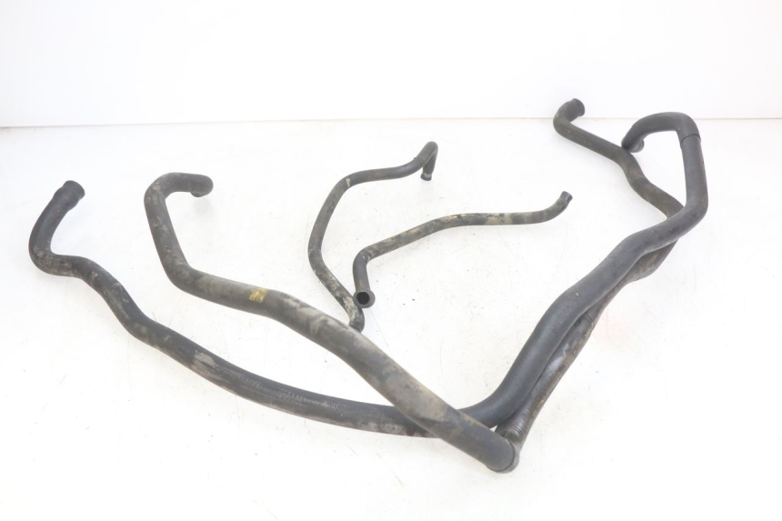 photo de TUBO DEL RADIATORE PIAGGIO MP3 LT 400 (2007 - 2012)