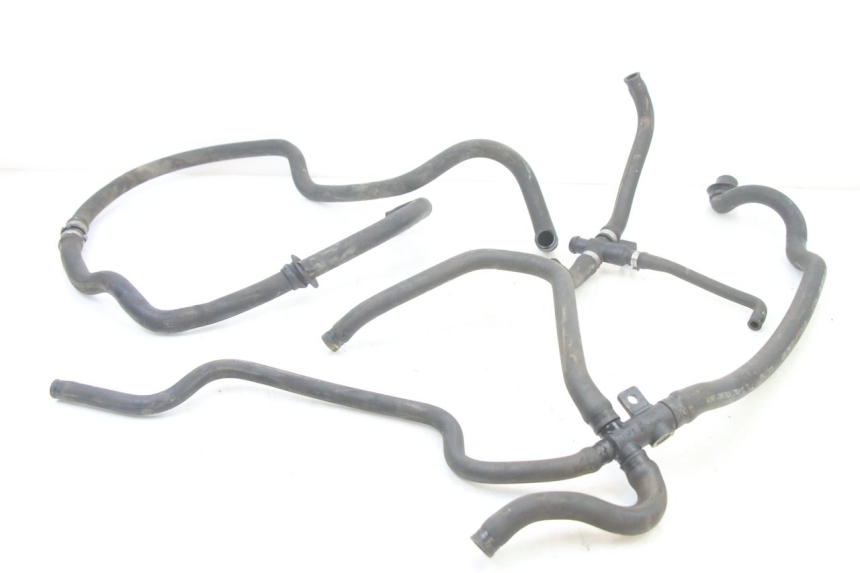 photo de TUBO DEL RADIATORE PIAGGIO VESPA GRANTURISMO 125 (2003 - 2007)