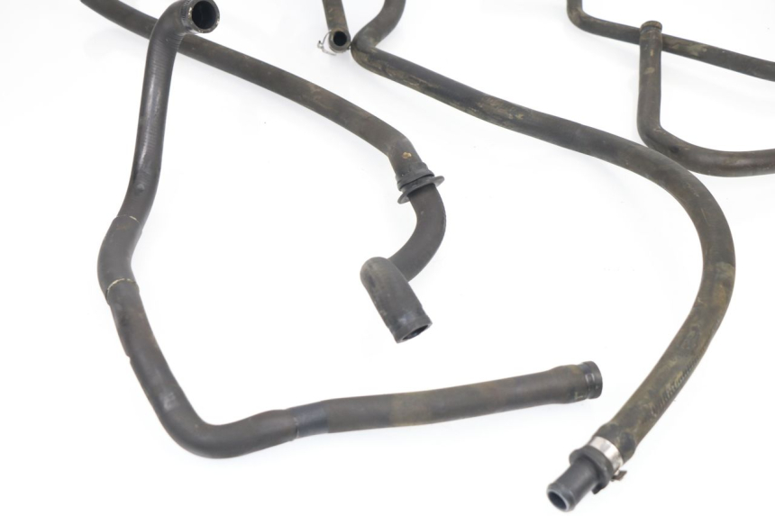 photo de Tubo del radiatore PIAGGIO VESPA GTS 125 (2007 - 2012)