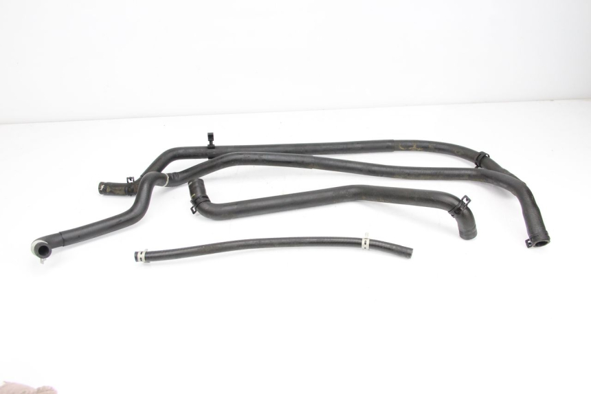 photo de TUBO RADIATORE PEUGEOT SATELIS 125 (2013 - 2018)