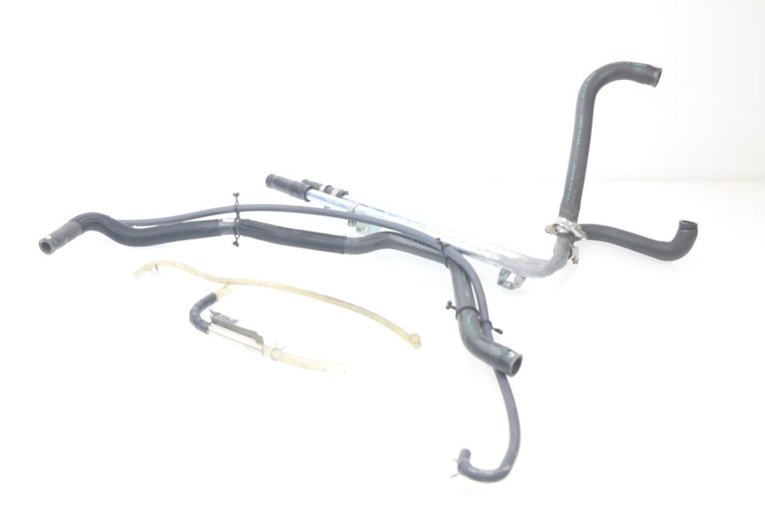 photo de Tubo del radiatore YAMAHA XMAX X-MAX ABS 125 (2014 - 2016) - Dettaglio del componente