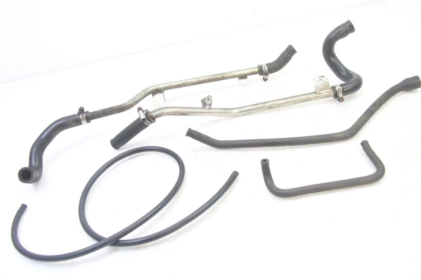 photo de TUBO DEL RADIATORE YAMAHA XMAX X-MAX 125 (2006 - 2009)