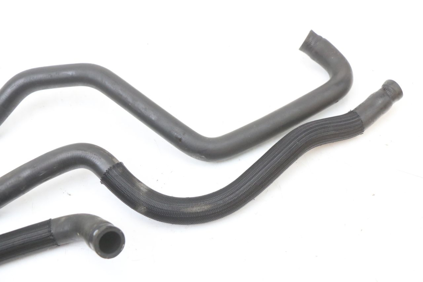photo de TUBO DEL RADIATORE YAMAHA X-MAX XMAX 125 (2010 - 2014)