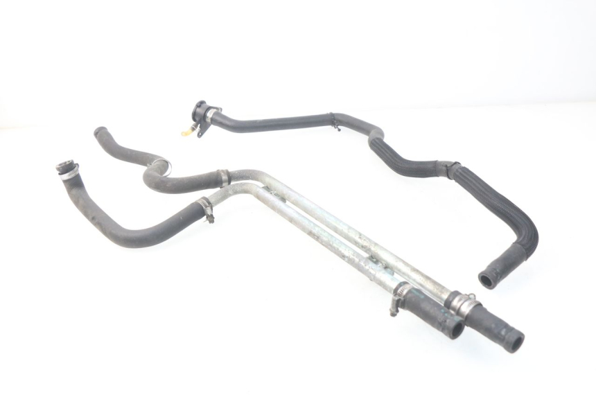 photo de Tubo del radiatore YAMAHA YP X-MAX XMAX 400 (2014 - 2017)