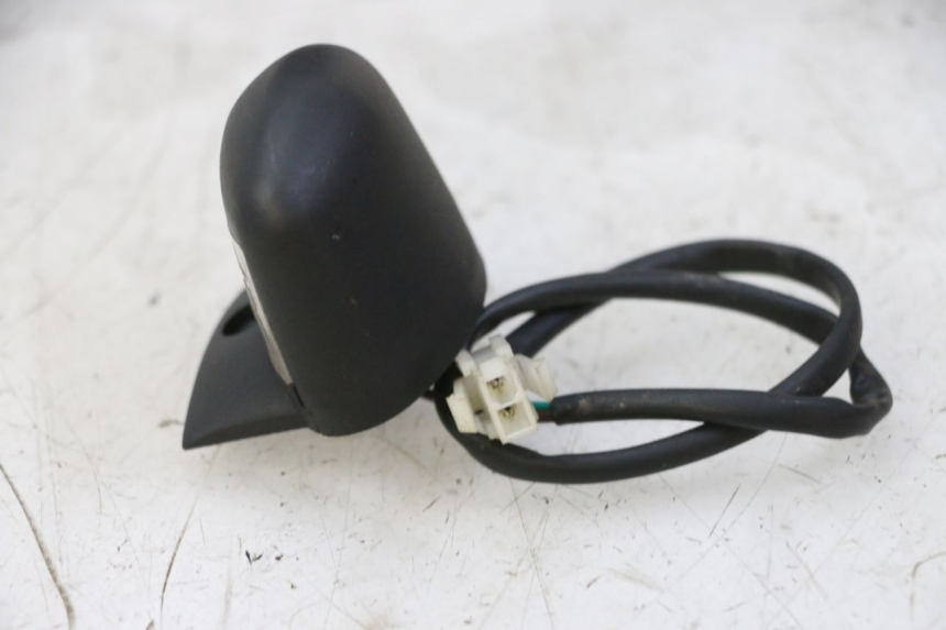 photo de ILLUMINAZIONE TARGA PEUGEOT CITYSTAR 50 (2013 - 2017)