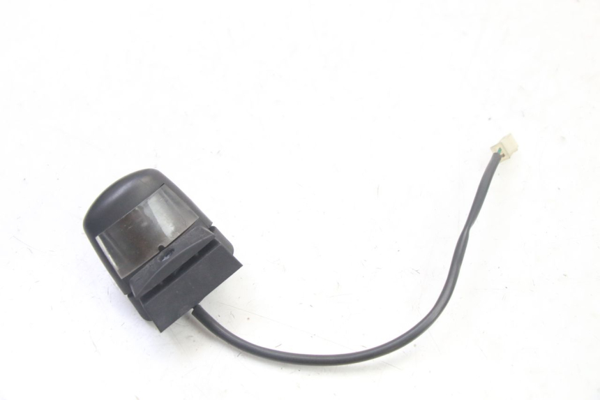 photo de ILLUMINAZIONE TARGA PEUGEOT ELYSEO 125 (1999 - 2004)