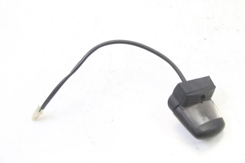 photo de ILLUMINAZIONE TARGA PEUGEOT ELYSEO 125 (1999 - 2004)