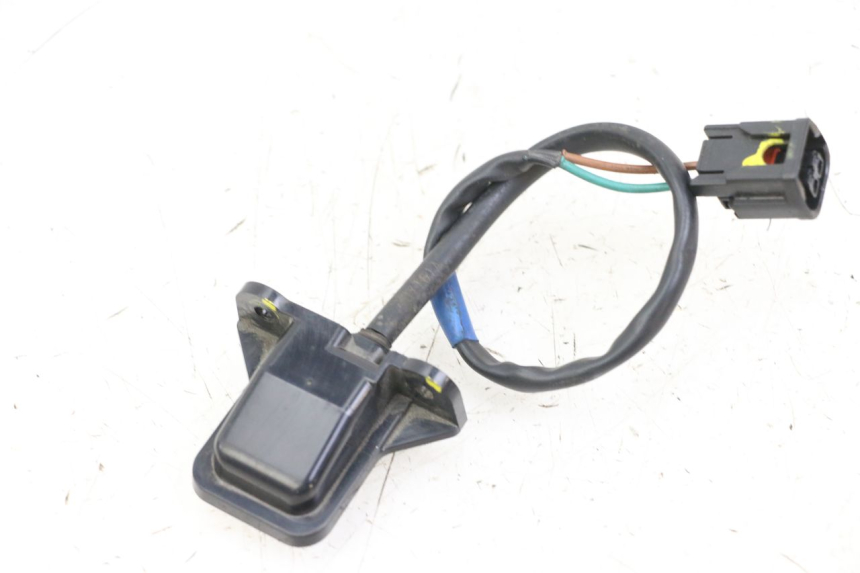 photo de LUCE TARGA HONDA FORZA 125 (2021 - 2025)