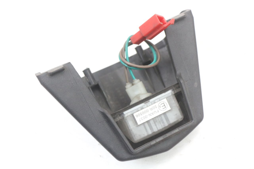 photo de Illuminazione della targa KYMCO DINK STREET 125 (2009 - 2014)