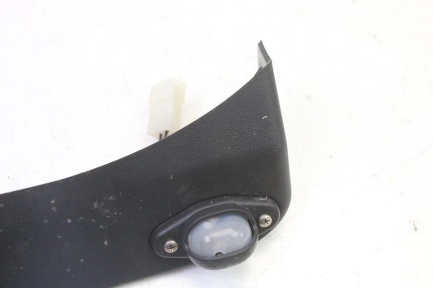 photo de LUCE TARGA PIAGGIO MP3 RL 250 (2007 - 2010)