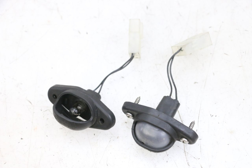 photo de LUCE TARGA PIAGGIO MP3 500 (2016 - 2018) - Zoom sullo stato d'uso