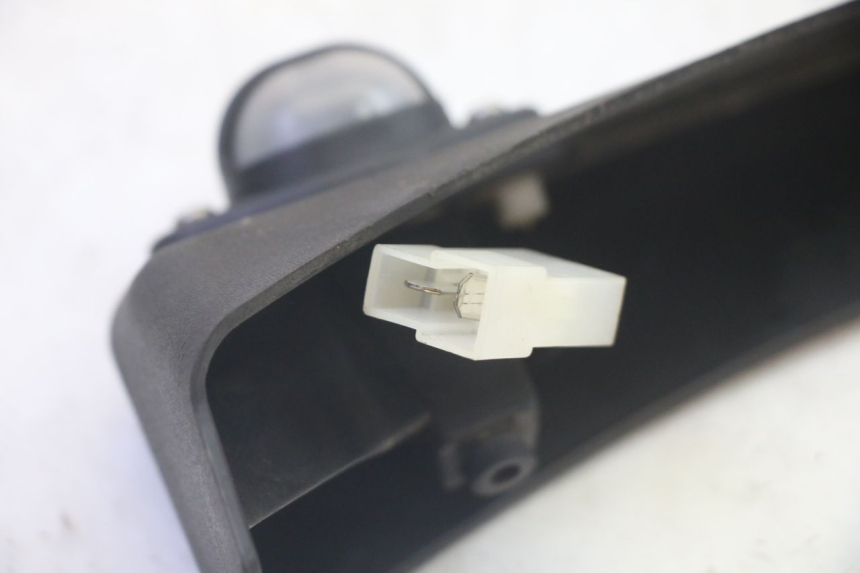 photo de LUCE TARGA PIAGGIO MP3 RL 250 (2007 - 2010) - Zoom sullo stato d'uso