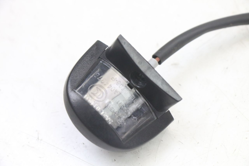 photo de LUCE TARGA PEUGEOT TWEET 4T 50 (2023 - 2025)