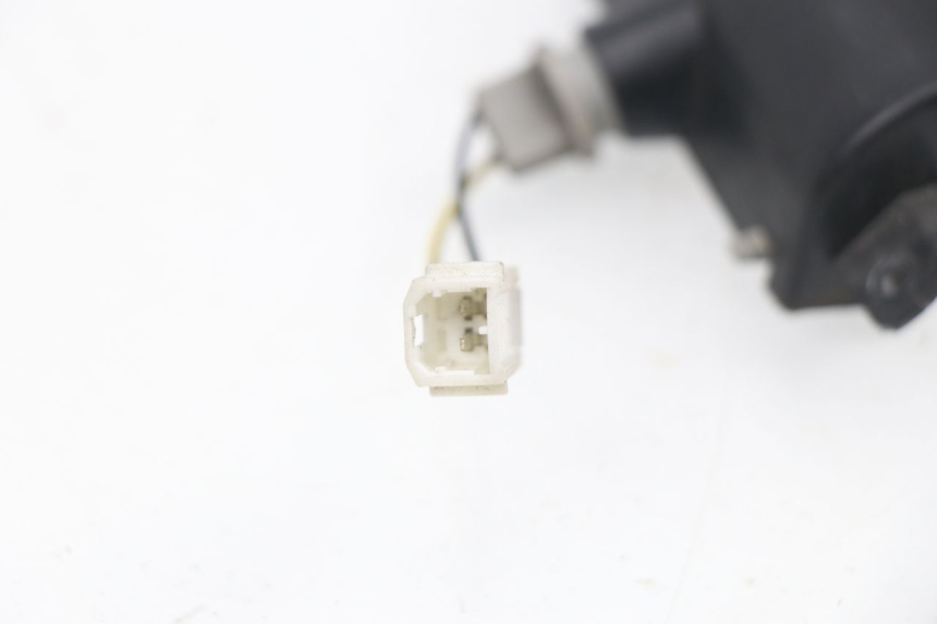 photo de ILLUMINAZIONE TARGA PIAGGIO XEVO - X EVO 125 (2007 - 2016)