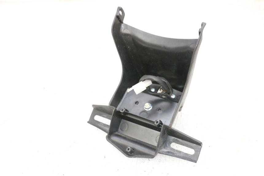 photo de LUCE TARGA JM MOTORS SANTANA 50 (2014 - 2023) - Primo piano tecnico