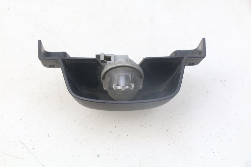 photo de ILLUMINAZIONE TARGA SUZUKI AN BURGMAN 400 (2006 - 2010)