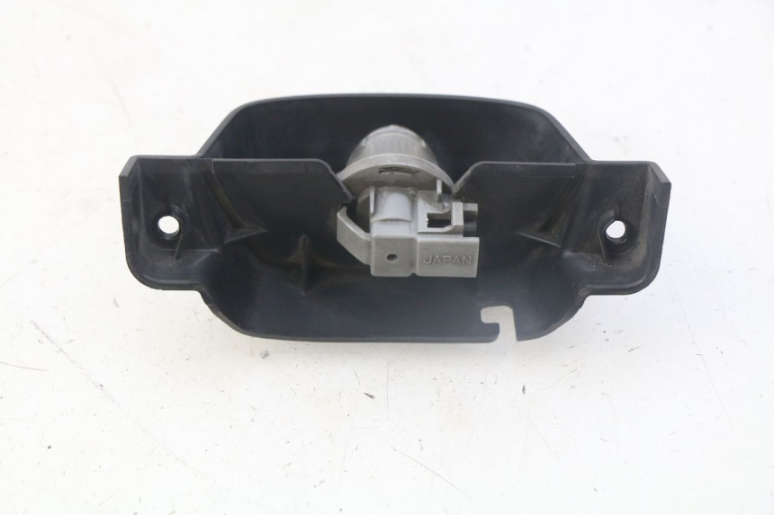 photo de ILLUMINAZIONE TARGA SUZUKI AN BURGMAN 400 (2006 - 2010)