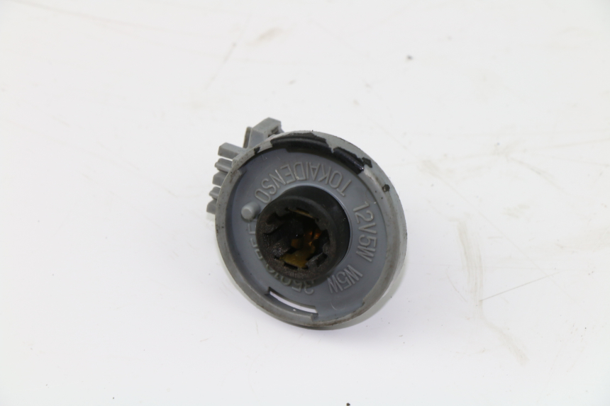 photo de Illuminazione della targa SUZUKI AN BURGMAN 400 (1999 - 2005)