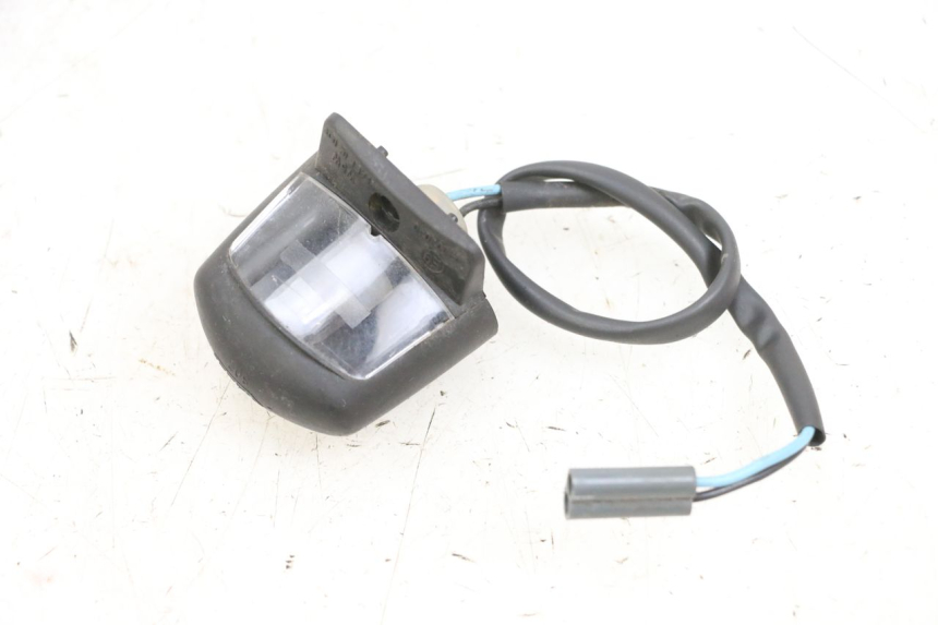 photo de ILLUMINAZIONE TARGA YAMAHA XMAX X-MAX 125 (2006 - 2009) - Vista principale