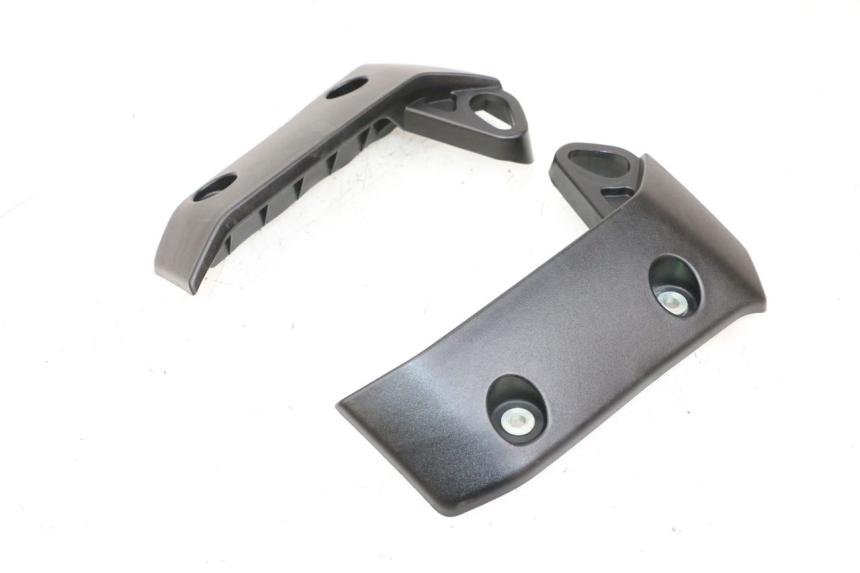 photo de FIANCHETTI RADIATORE YAMAHA MT-07 MT07 ABS 700 (2018 - 2020) - Dettaglio del componente