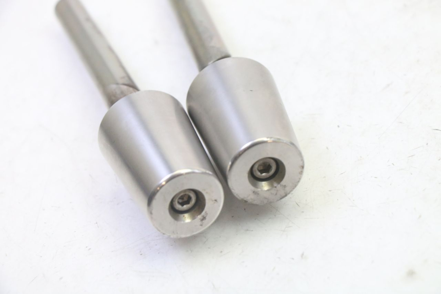 photo de TERMINALI MANUBRIO PEUGEOT SATELIS 125 (2013 - 2018)