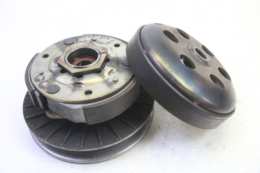 photo de FRIZIONE QUADRO 4 4D 350 (2015 - 2018)