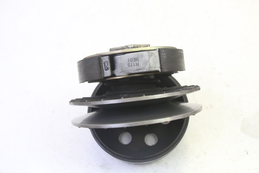 photo de FRIZIONE QUADRO 4 4D 350 (2015 - 2018)