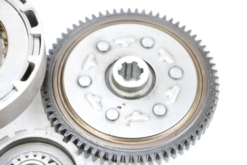 photo de FRIZIONE MAG POWER BOMBERS 4T 50 (2016 - 2026) - Dettagli dei punti di fissaggio