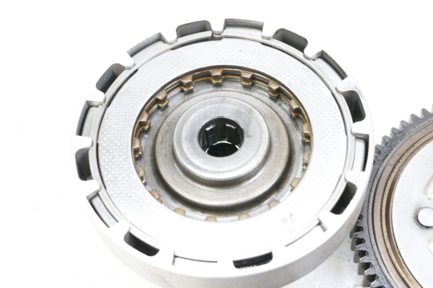 photo de FRIZIONE MAG POWER BOMBERS 4T 50 (2016 - 2026) - Stato della superficie e materiale